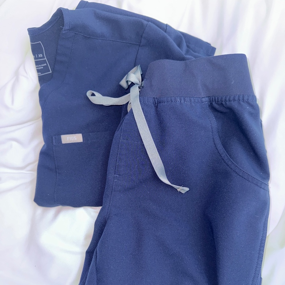 Navy Figs Set